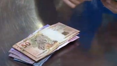 Com 13º no bolso, especialista fala sobre uso consciente do dinheiro extra