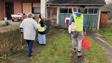 Na Croácia, Caritas doará 100 casas modulares a vítimas de terremoto