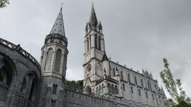 Noites oracionais no Santuário de Lourdes recordam Santa Bernadette