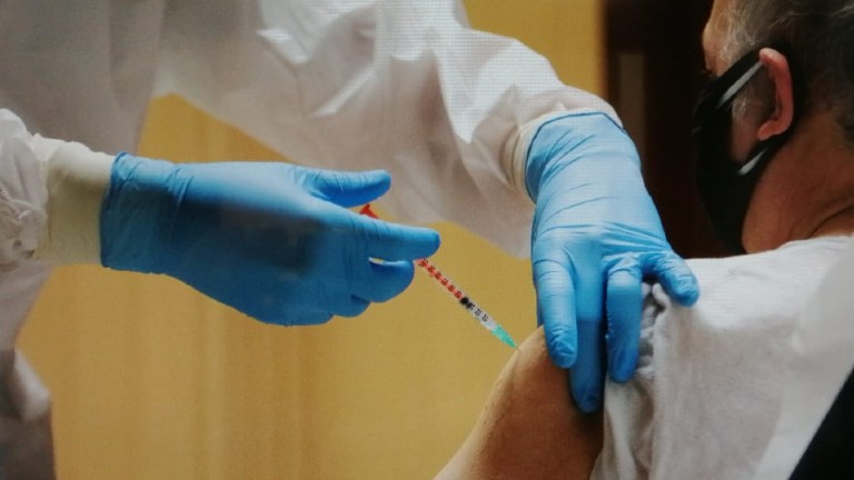 vacinacao covid 19 vaticano VaticanMedia Covid-19: Vaticano vai vacinar mais de 300 pessoas necessitadas