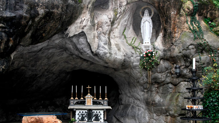 Celebrações em Lourdes recordam as aparições de Nossa Senhora