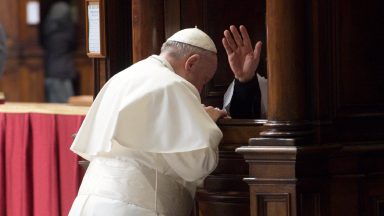 Confissão é o primeiro passo para voltar para Deus, indica Papa