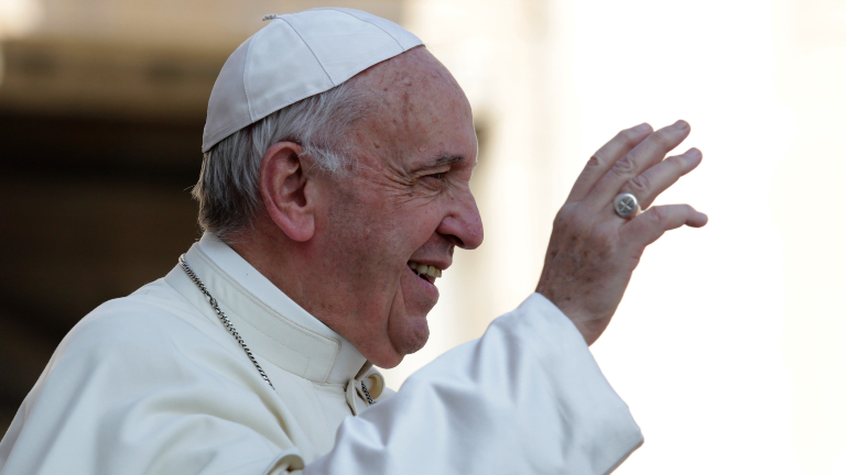 papa francisco sorrindo acenando Lucia Ballester CNA Em 12 de novembro, Papa Francisco encontra os pobres em Assis