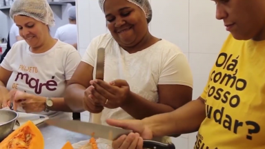 Dois brasileiros ganham prêmio considerado o Oscar da gastronomia