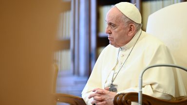 Em Varsóvia, Papa Francisco pede proteção aos filhos de Deus