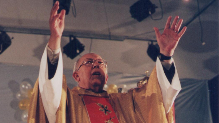 padre gilberto defina salvistas FJS Padre fundador dos salvistas entrará em processo de beatificação