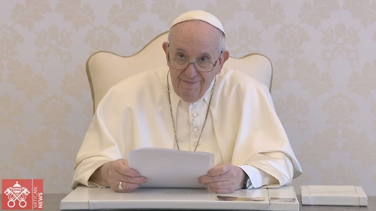 Em mensagem, Papa pede reforma econômica urgente