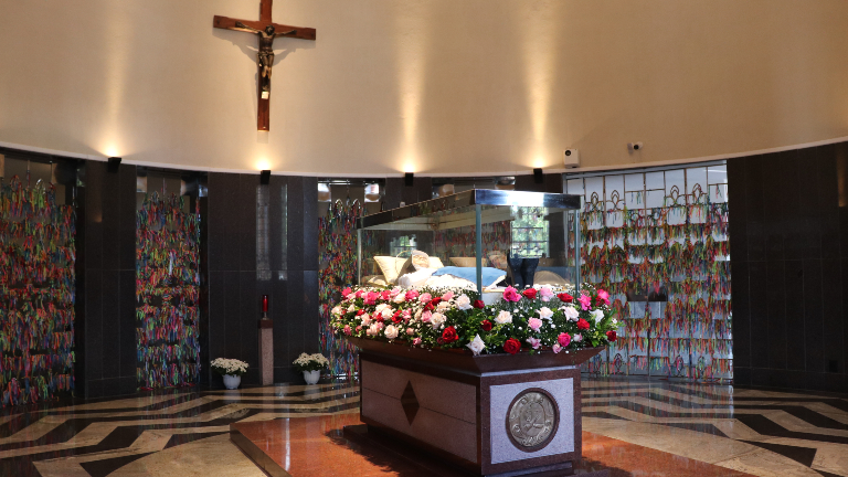 reliquias restos mortais irma dulce obras sociais irmã dulce Santuário Santa Dulce dos Pobres celebra 10 anos de dedicação