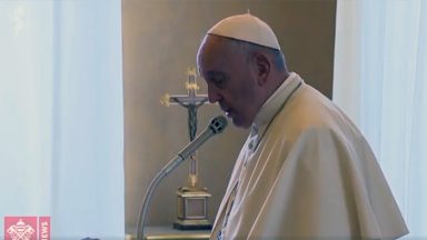 Papa agradece empenho de quem busca paz no Oriente