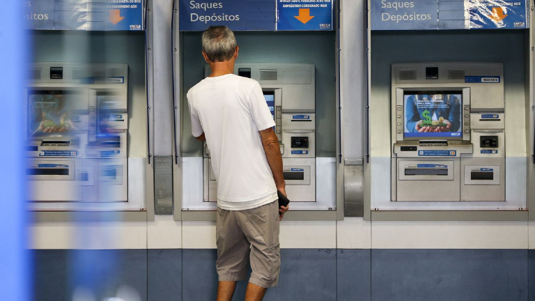 banco bancos caixa eletronico © Marcelo Camargo Agência Brasil No Brasil, agências bancárias não abrem nesta quinta-feira