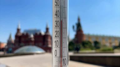 Termômetro marca 37ºC no centro de Moscou, marca registrada em 1936