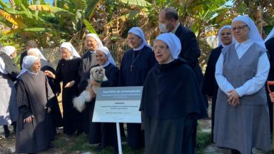 No Centenário da Arquidiocese de BH, árvores são plantadas em Mosteiro