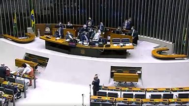 Após 15 dias de recesso, Congresso Nacional volta à atividade