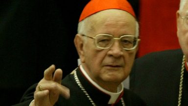Morre aos 94 anos o cardeal espanhol Martínez Somalo