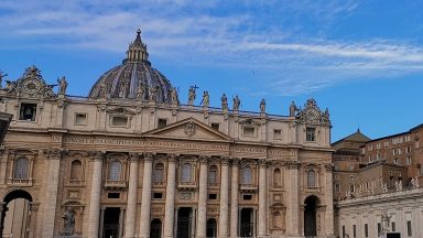 Igreja a caminho: secretário da PUM comenta intenção de oração do Papa