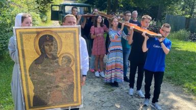 Símbolos da JMJ iniciam peregrinação nas dioceses da Polônia