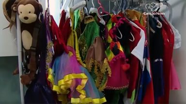 Durante a pandemia, cresce a venda de roupas usadas e seminovas