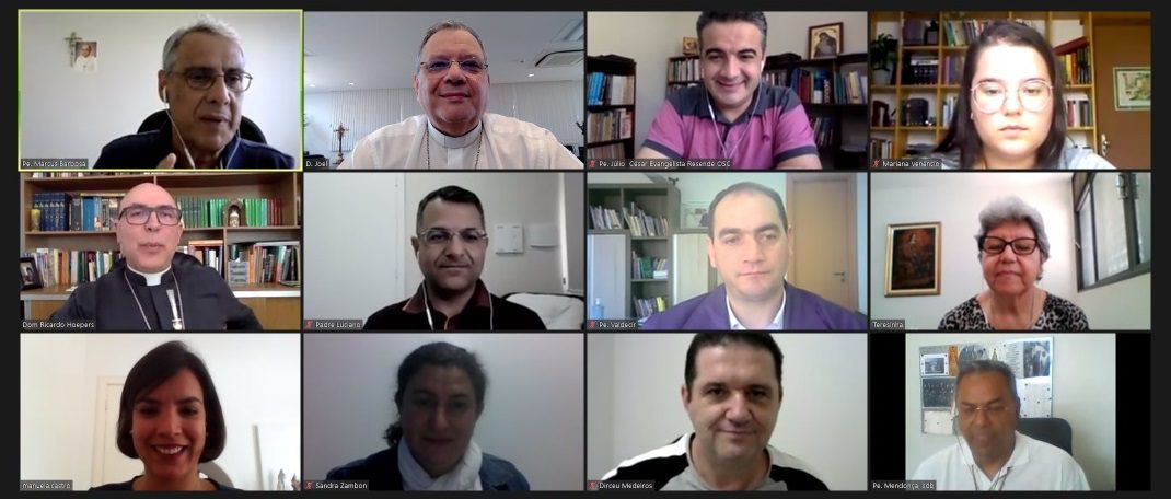 reunião on-line da equipe de animação no brasil sobre o sínodo 2023