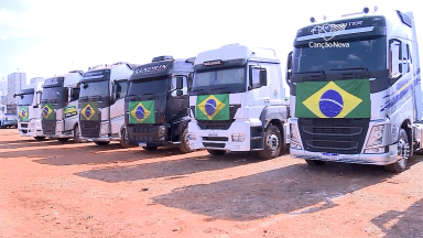 Governo anuncia auxílio de R$ 400 para caminhoneiros autônomos