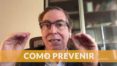 Médico ginecologista comenta sobre o câncer de colo do útero