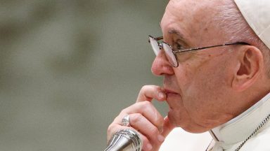 Papa Francisco em conferência: “Só o amor salva a humanidade”