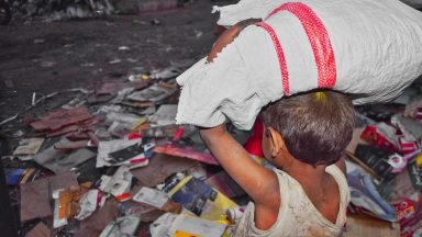 Papa: trabalho infantil rouba o futuro das crianças e o da humanidade