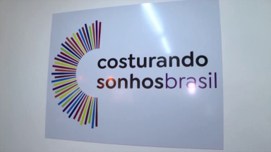 Costureiras de Paraisópolis lançam moda sustentável em São Paulo
