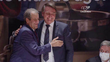 Presidente Jair Bolsonaro assina filiação ao Partido Liberal