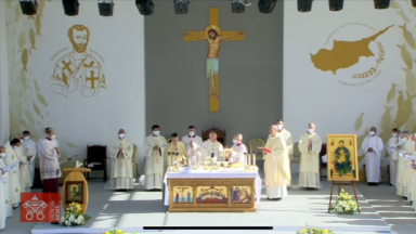 “Sejam cristãos luminosos”, pede Papa na Missa em Chipre