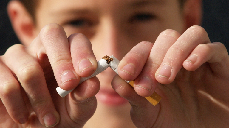 cigarro Nova Zelândia planeja banir venda de cigarros para as próximas gerações