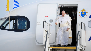 Viagem Apostólica: Papa Francisco chega à Grécia