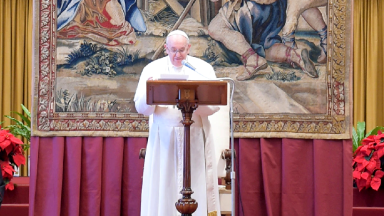 A humildade é a grande condição da fé, afirma Papa à Cúria Romana