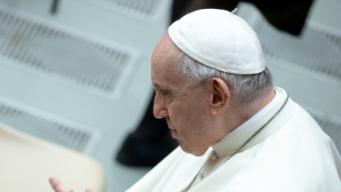Papa Francisco manifesta pesar pela tragédia na Indonésia