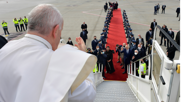 papagrecia Papa despede-se da Grécia, concluindo sua 35ª Viagem Apostólica