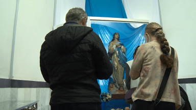Católicos celebram dia de Nossa Senhora Imaculada Conceição em BH