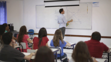 Instituto Canção Nova leva fé e conhecimento a seus alunos