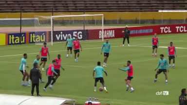 Seleção brasileira faz último treino antes da partida contra Equador
