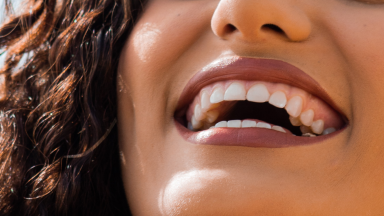 No Dia Internacional do Riso, psicóloga explica benefícios de sorrir
