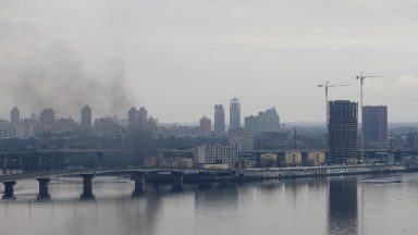 Rússia inicia ataque militar na Ucrânia