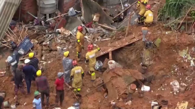 Chuvas em SP: bombeiros continuam as buscas por vítimas