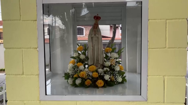 Praça com capela dedicada a Nossa Senhora é inaugurada