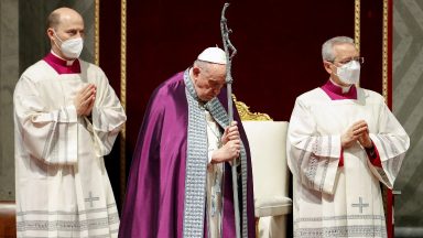 Papa na celebração da penitência: perdão divino restitui paz ao coração