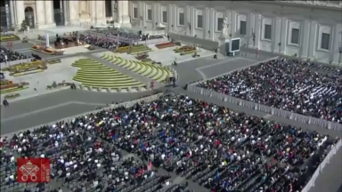 Na Catequese, Papa continua refletindo sobre a velhice