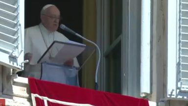 Papa Francisco participa de várias atividades no Domingo da Misericórdia