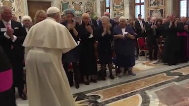 Papa se encontra com membros da Organização “Papal Foundation”