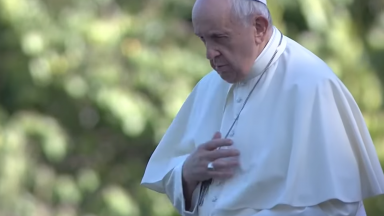 Viver a consagração como um chamado ao serviço, diz Papa às religiosas