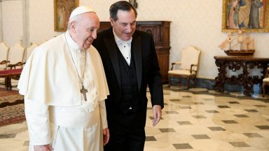 Papa se encontra com o novo embaixador americano no Vaticano 