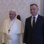 Papa recebe presidente da Polônia