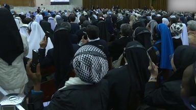 Papa Francisco se encontra com religiosas de vários lugares do mundo