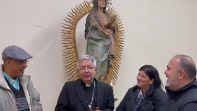 Padre Bruno Costa conversa com novo cardeal do Paraguai